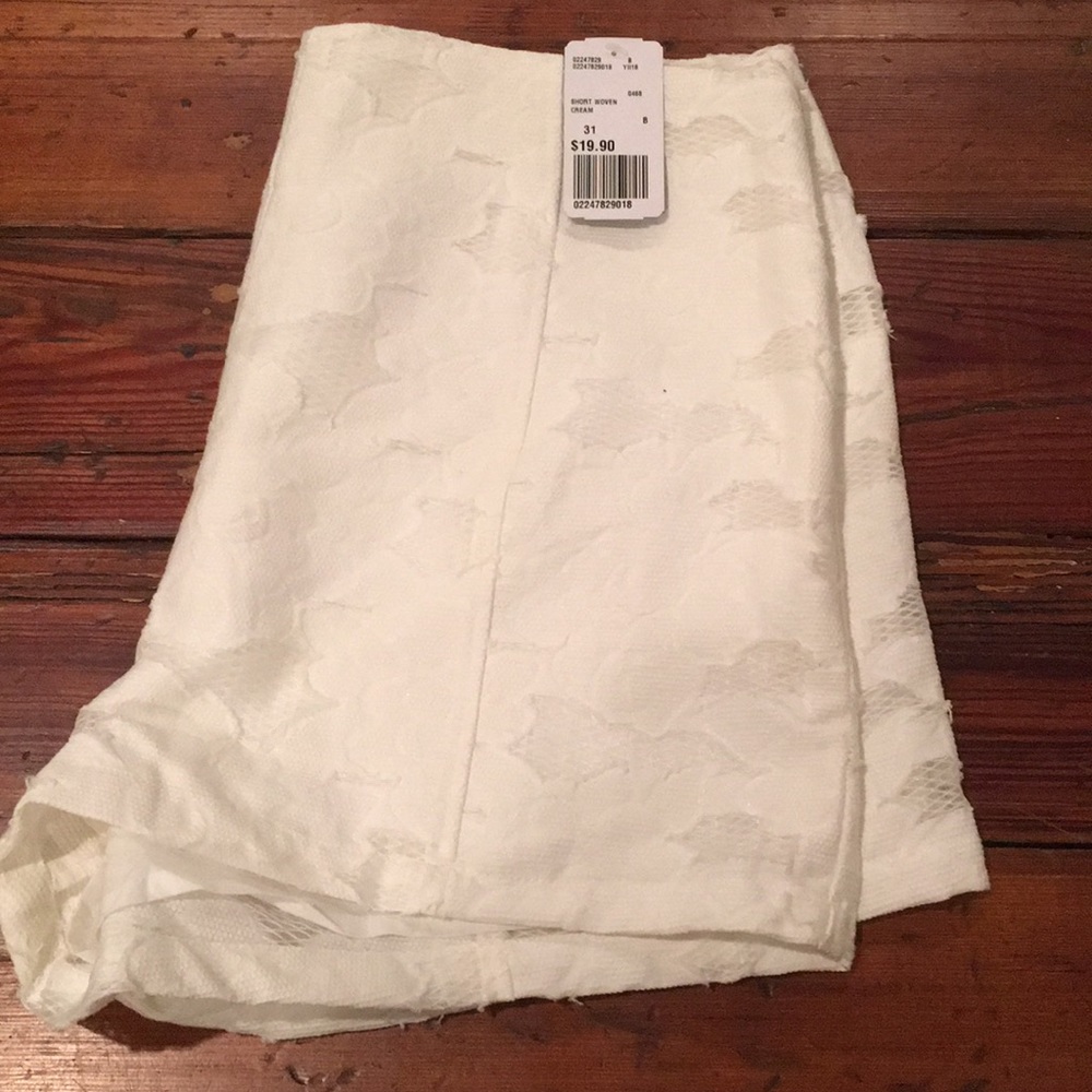 Never Been Worn Forever 21 White Lace Shorts